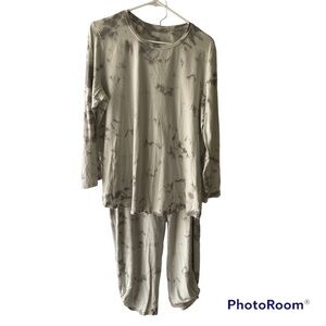 J. Jill sleep pj’s Tie dye gray &white. SZ L. 2 pc set